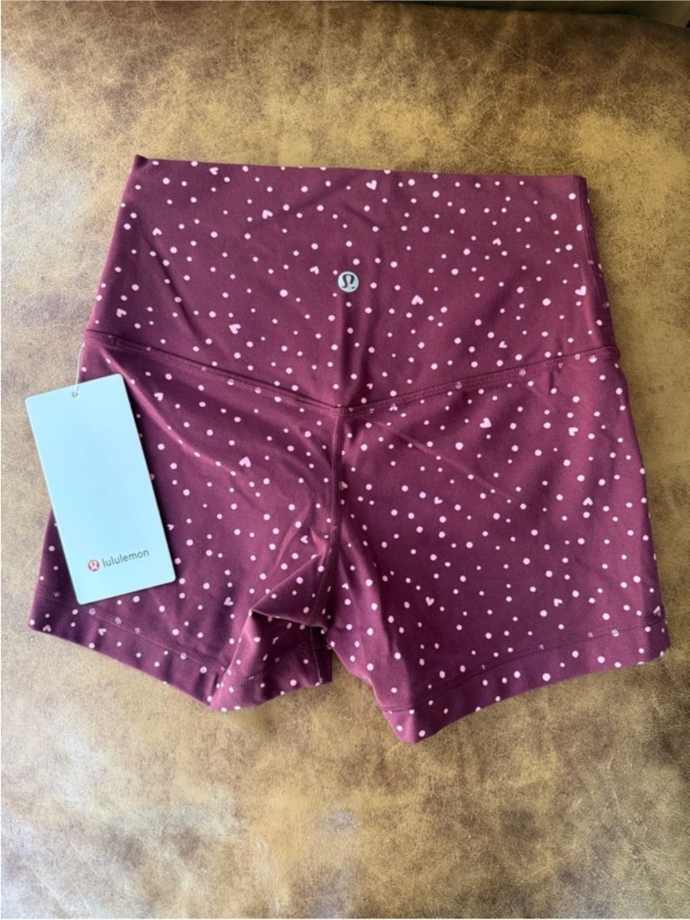 NWT 4 Align 4” No Line High-Rise Yoga Short Heart Dot Burgundy Lululemon - Picture 2 of 6